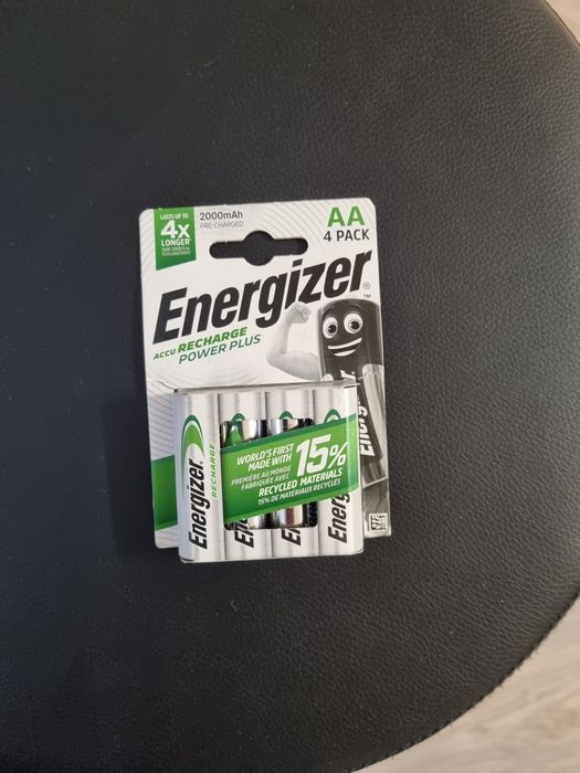 Vand/schimb  Acumulatori reincarcabili Energizer