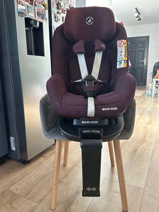 Scaun auto Pearl Pro2 Maxi Cosi + baza isofix FamilyFix3