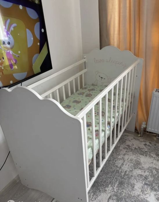 Продам манеж с матрасом