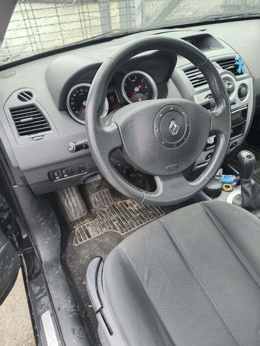 Vând Renault Megane 2 cabriolet