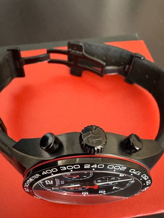 Часовник TISSOT PRS 516