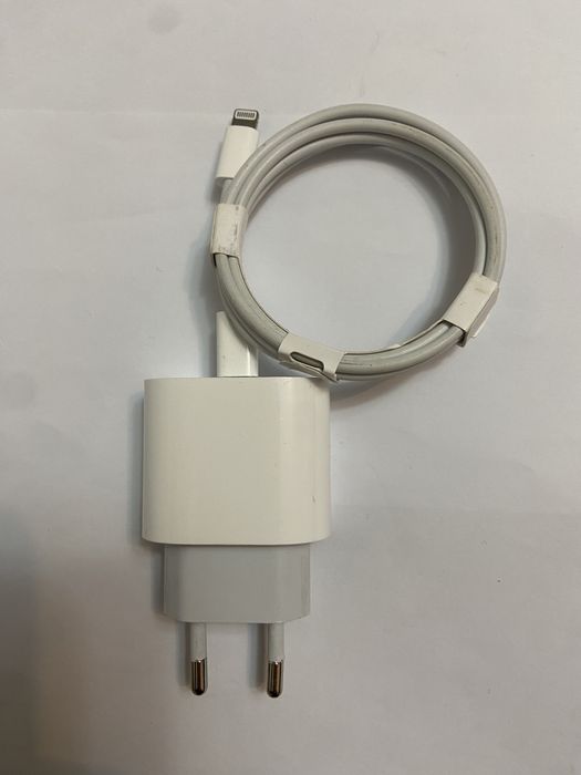 Incarcator si cablu Apple iPhone , iPad  Fast Charge 20W original