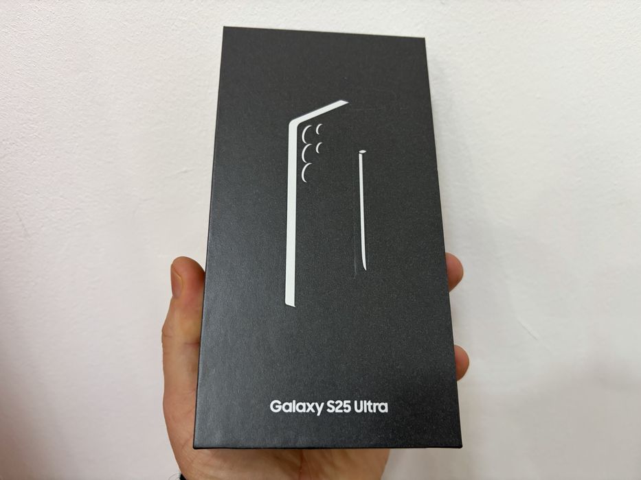 Samsung Galaxy S25 Ultra, 256GB, 12GB RAM, Titanium SilverBlue, Nou