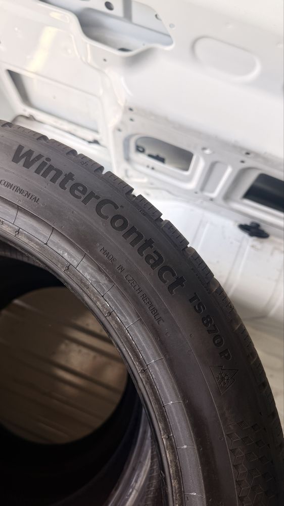 Continental Winter Contact  245/45/19
