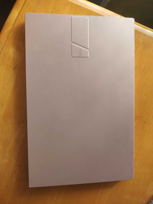 Лаптоп ASUS Vivobook 15 inch