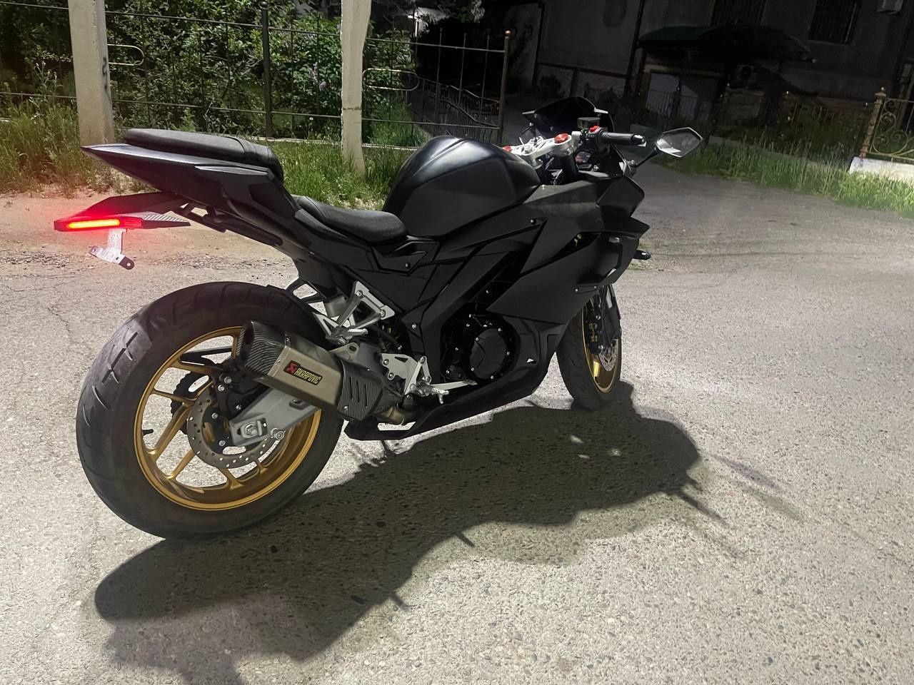 Yamaha R3 400 kub