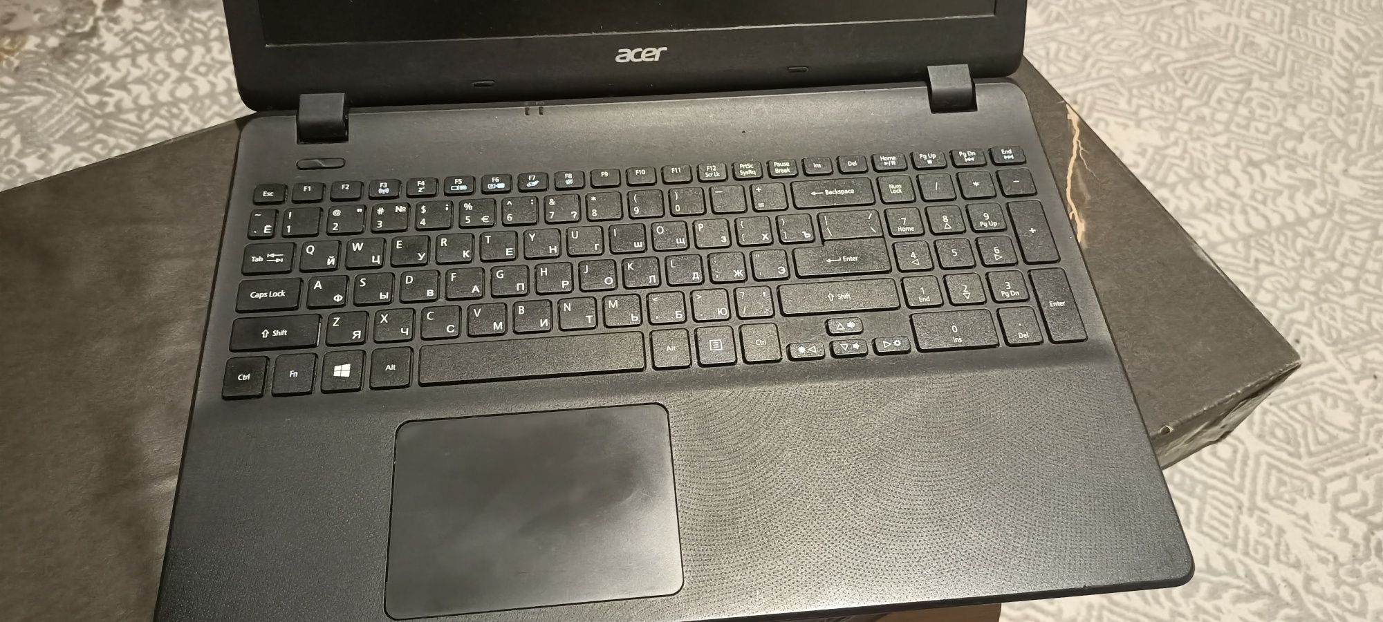 Ноутбук Acer Extensa, срочно