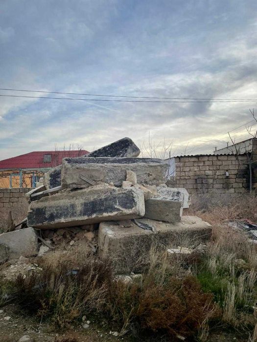 Бетон блок сатылады немесе ауыстырылады
