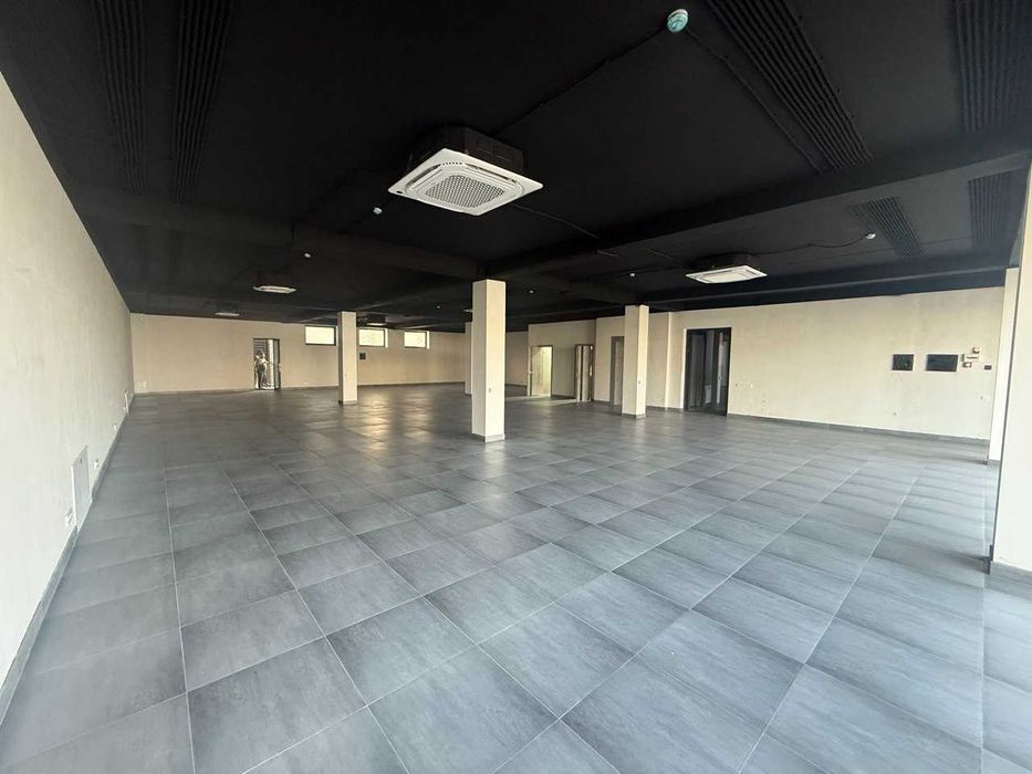 Сдается отдельно стоящее здание 1502м2, 1 Линия. SH83