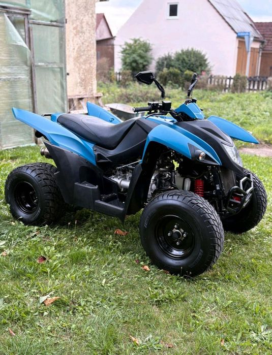 ADLY Huricane 320s