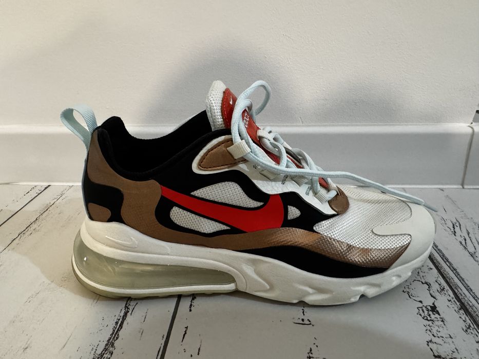 Adidasi Air max 270 react