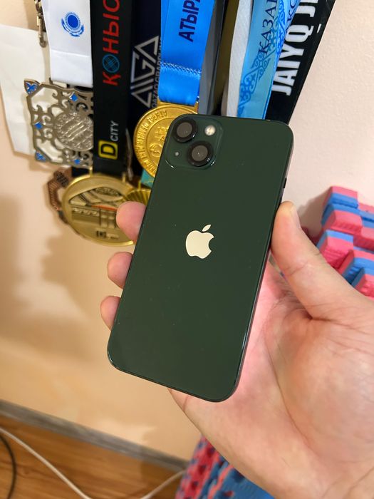 iPhone 13 5G 128гб емксть 84% полный оригнал минус жок таза телеофн