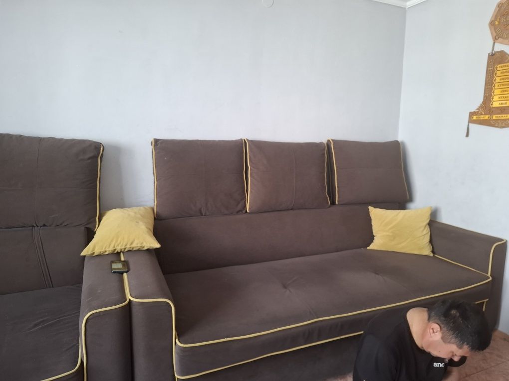 Срочно продам 2дивана в отличном состонии
