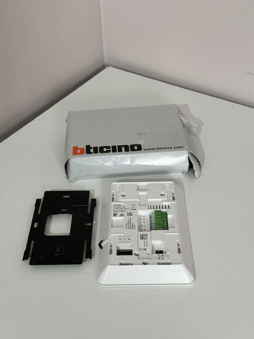 Post interior / interfon Bticino / Legrand CLASSE 100A16E