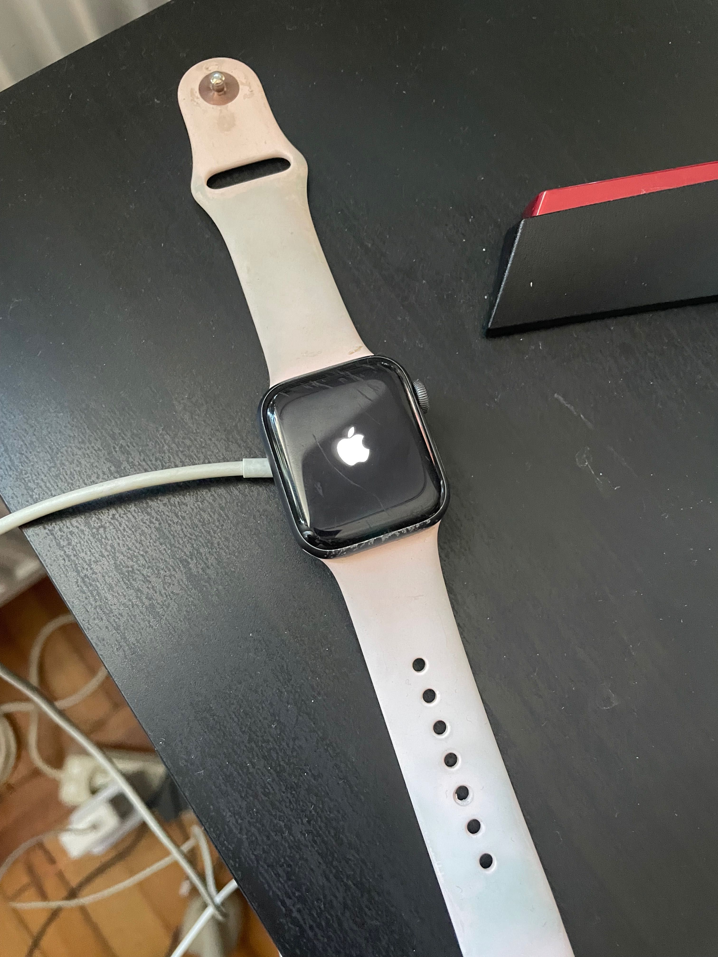 Apple Watch Series 4 40mm cellular Nike Edition