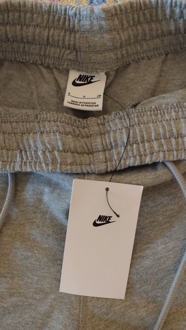 Къс мъжки панталон NIKE