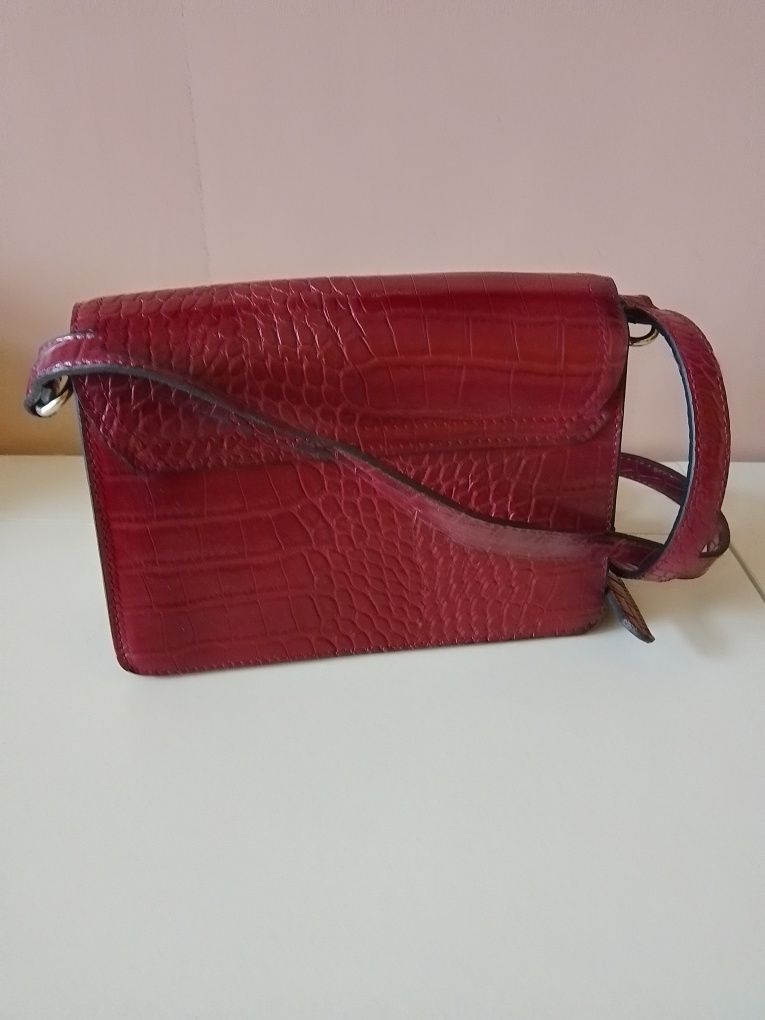 Дамска чантичка Stradivarius
