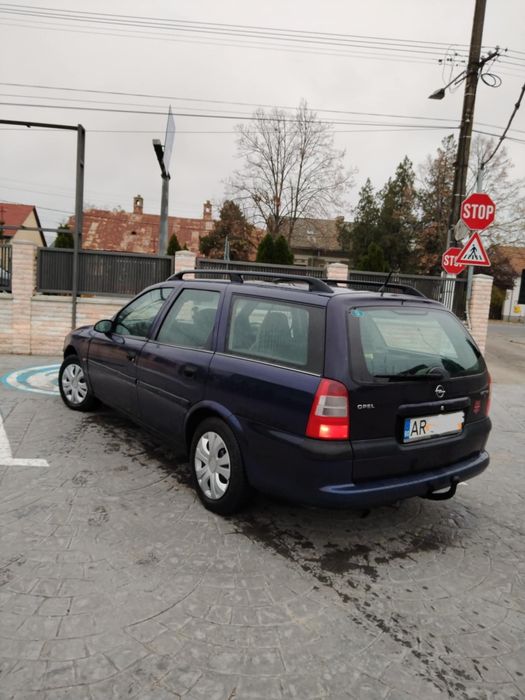 Vând Opel Vectra cu acte valabile.!!