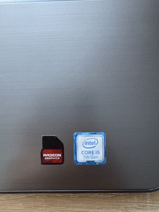 Laptop dell inspiron 15