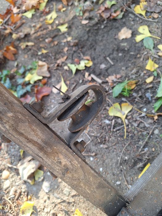 Scară veche de pompieri, din lemn, culisantă