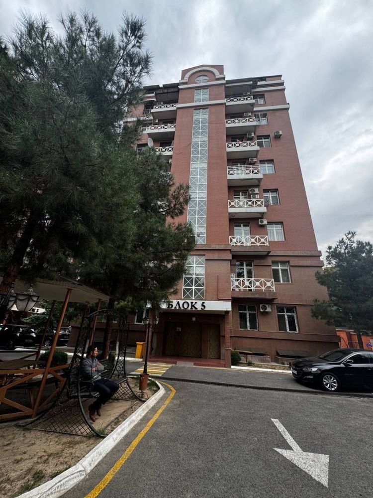 Ойбек Новостройка IMPERIAL от GOLDEN HOUSE 3 комнатная 3 этаж, 124м2
