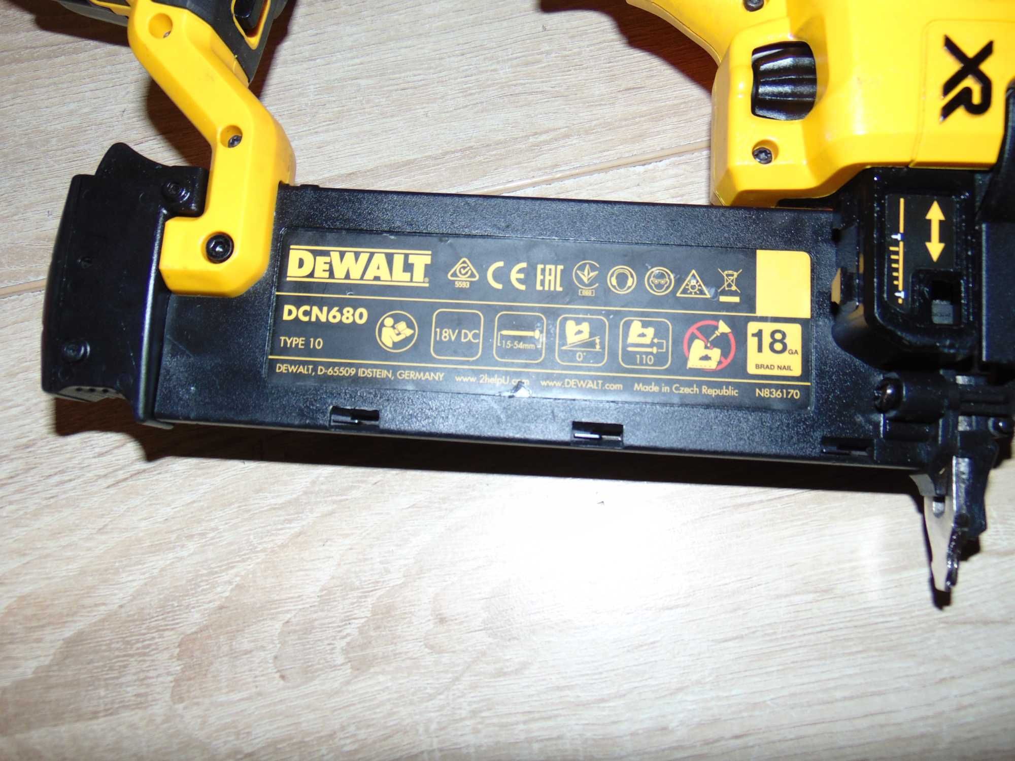 Dewalt DCN680 pistol cuie finisare brushless 2022