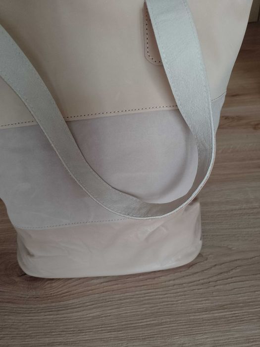 Нова дамска чанта от естествена кожа