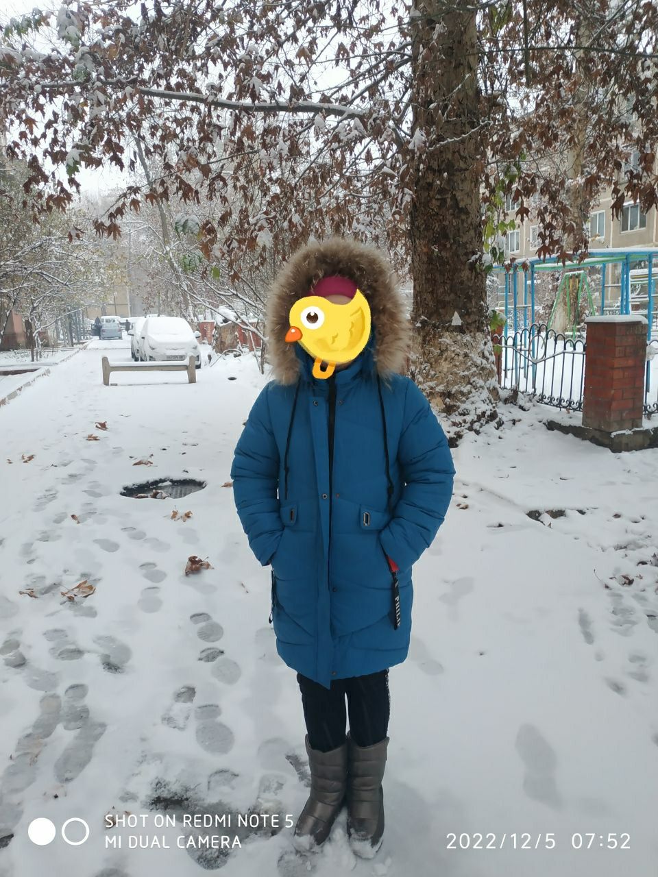 Зимняя куртка на девочку