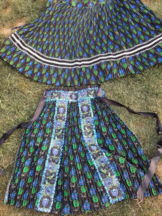 Sort cu fusta, zadie  Calata