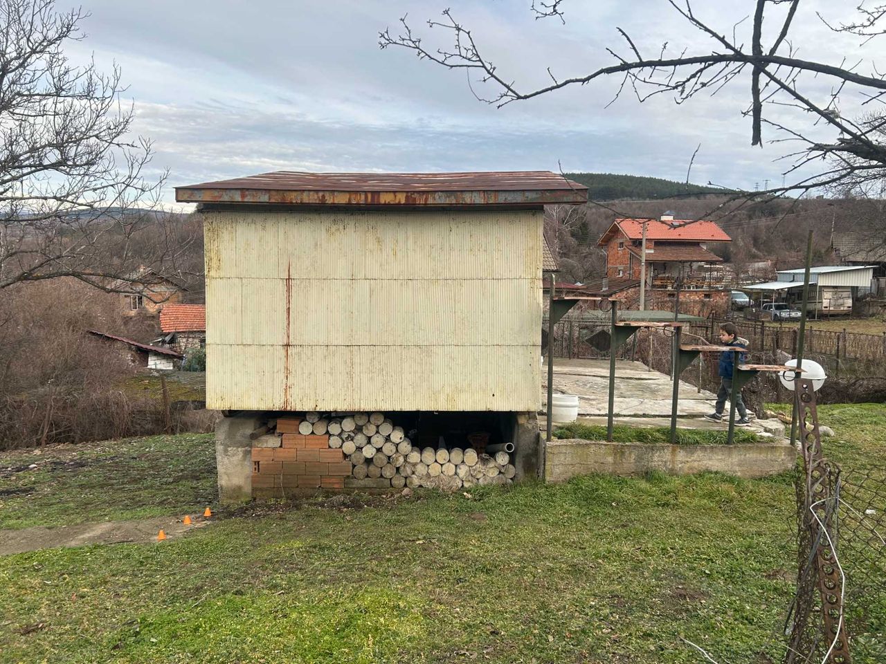 Продава се Къща в София, Люлин 1 - 22 кв.м за 70 €/кв.м - Снимка #2