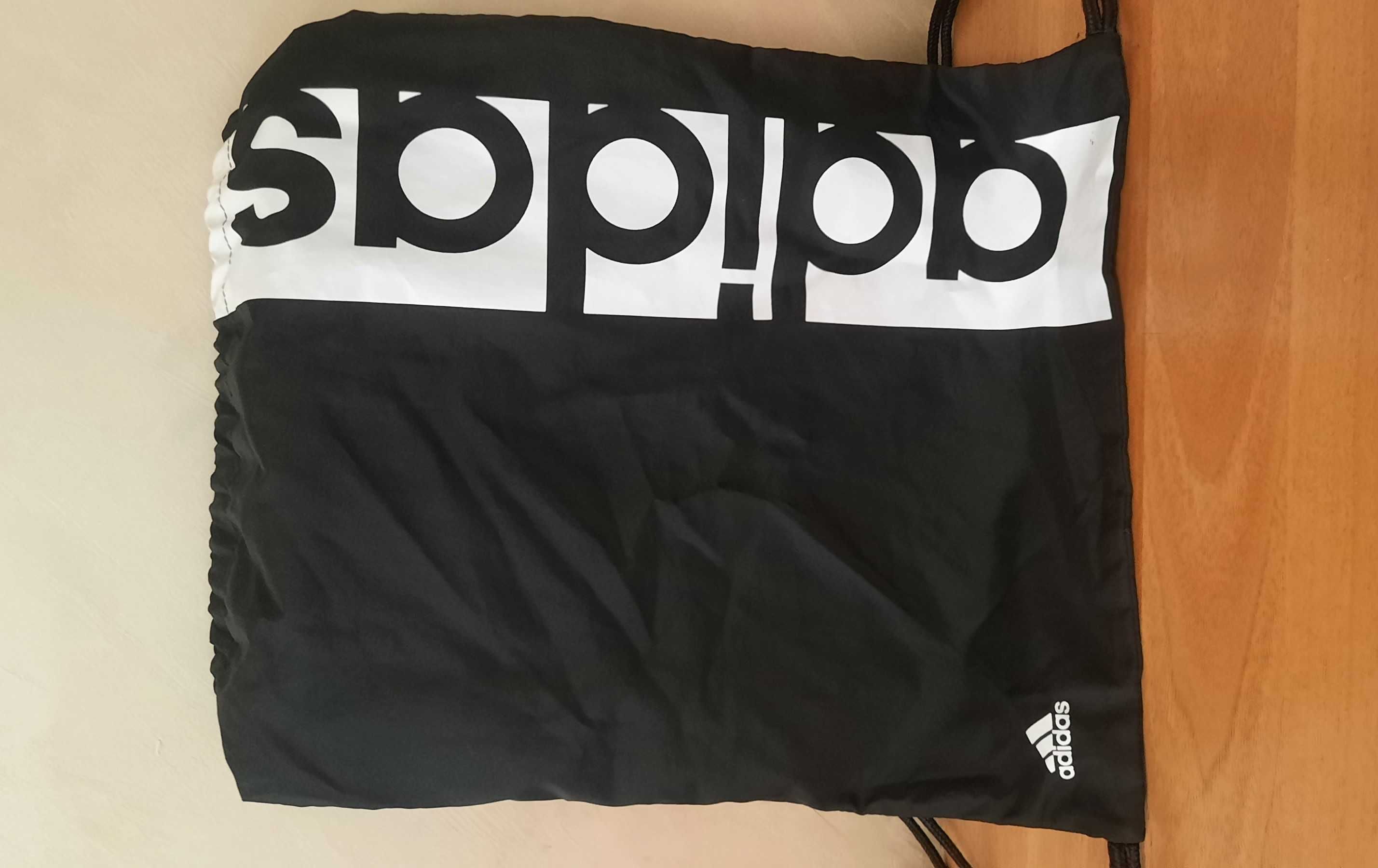 Adidas-Много Запазена