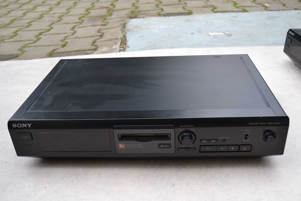 Minidisk  player  Sony   mds je510 / je320  defecte