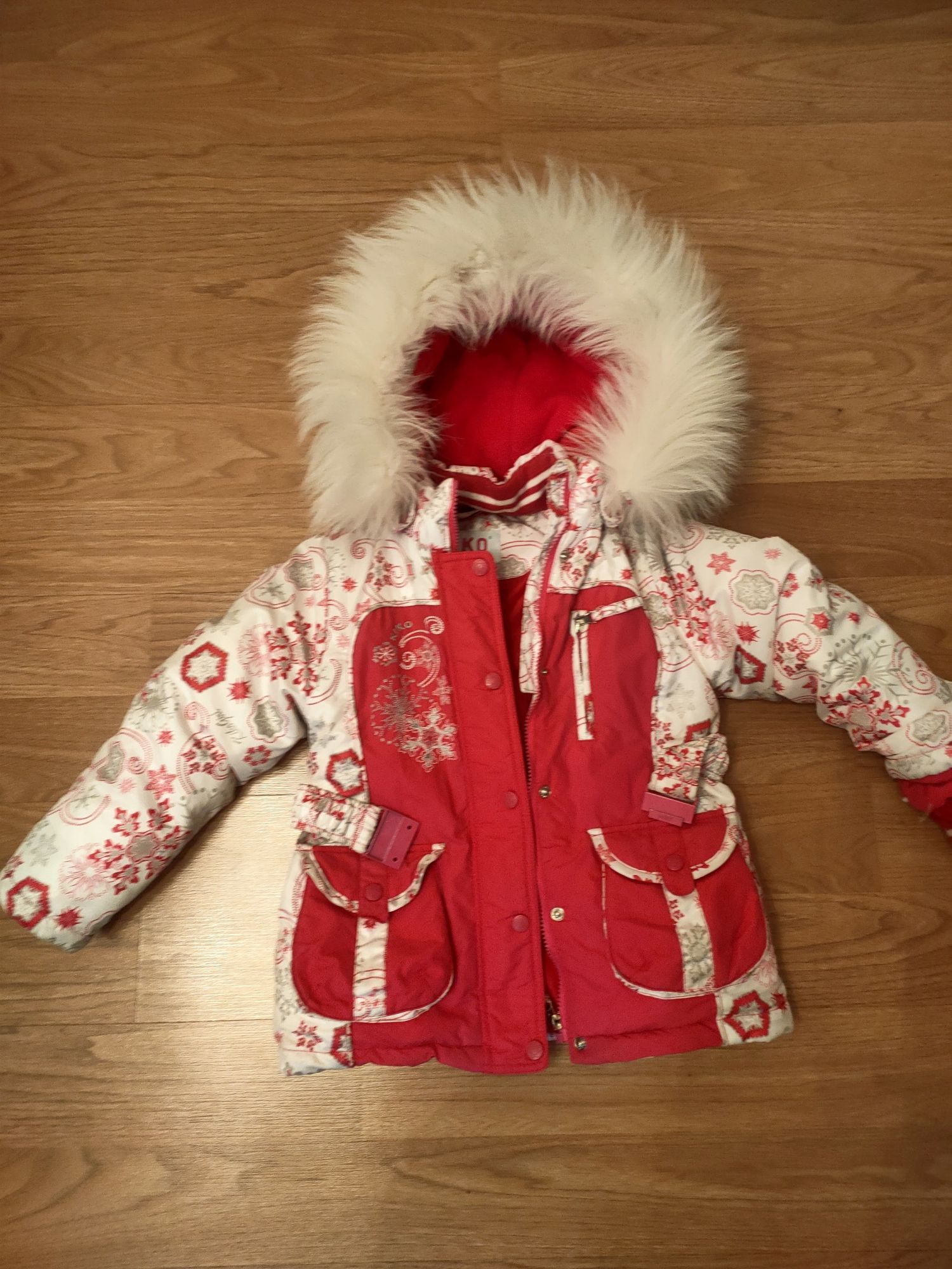 Классная зимняя детская куртка на девочку, ростовка 104