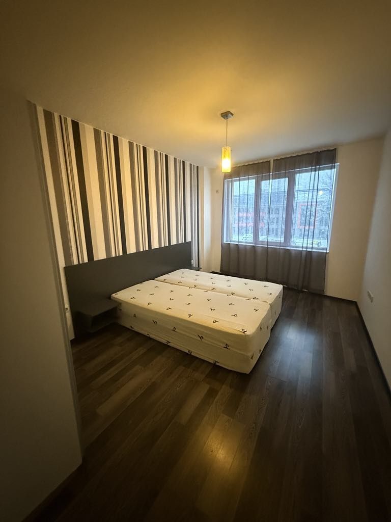 Дава се под наем Тристаен апартамент в Габрово, Център - 100 кв.м за 408 € - Снимка #6