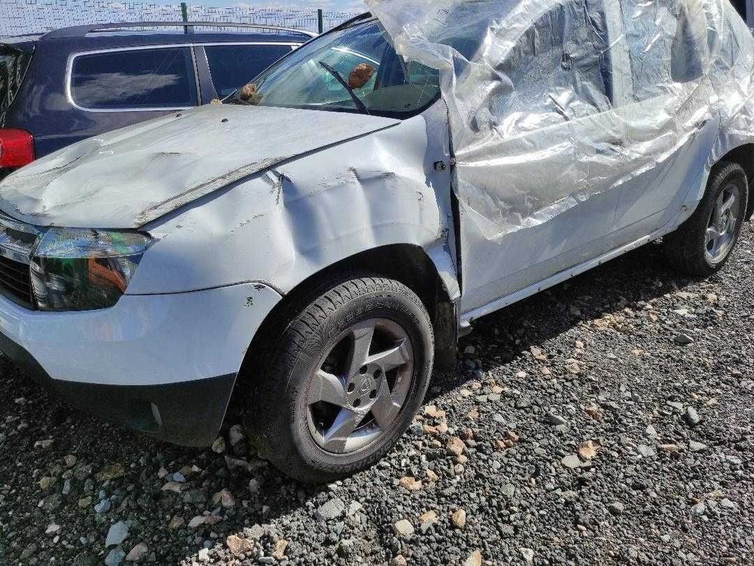 Dezmembrez Dacia Duster, An 2013