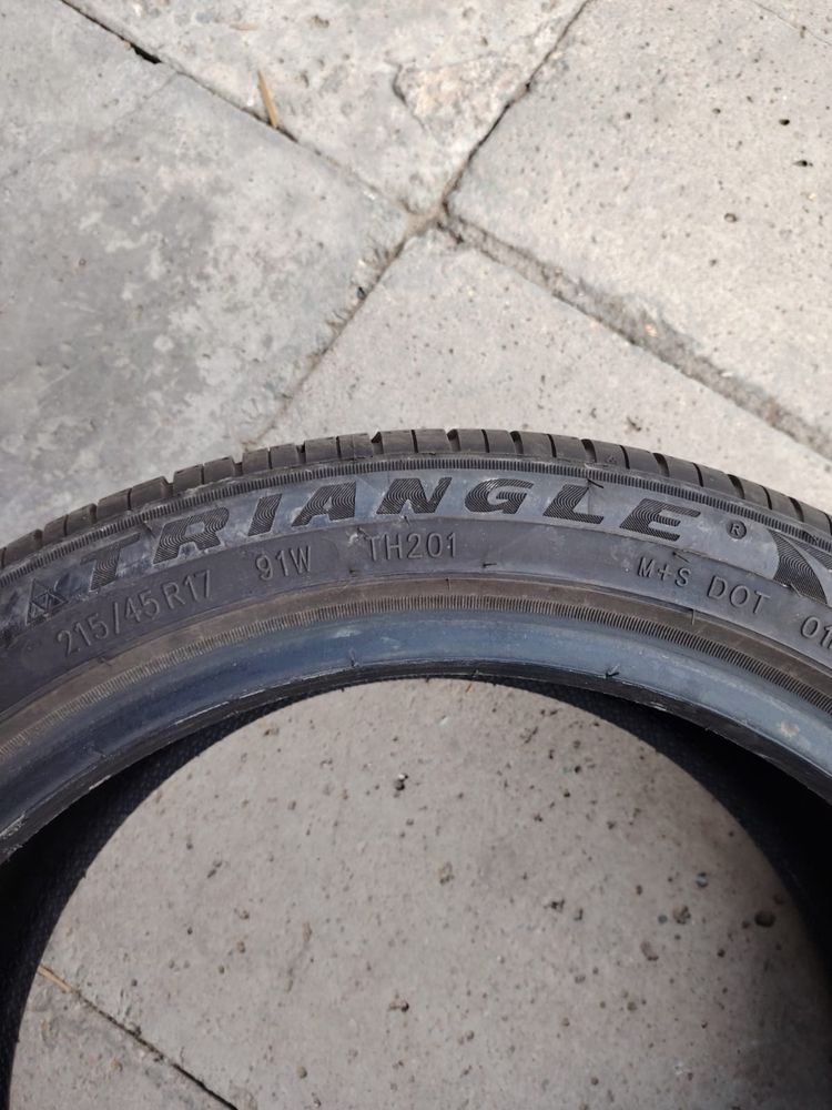 Шины бу 215/45 R17 Triangle