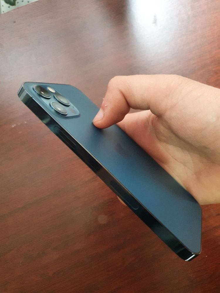 Iphone 12 pro ideal xolatda