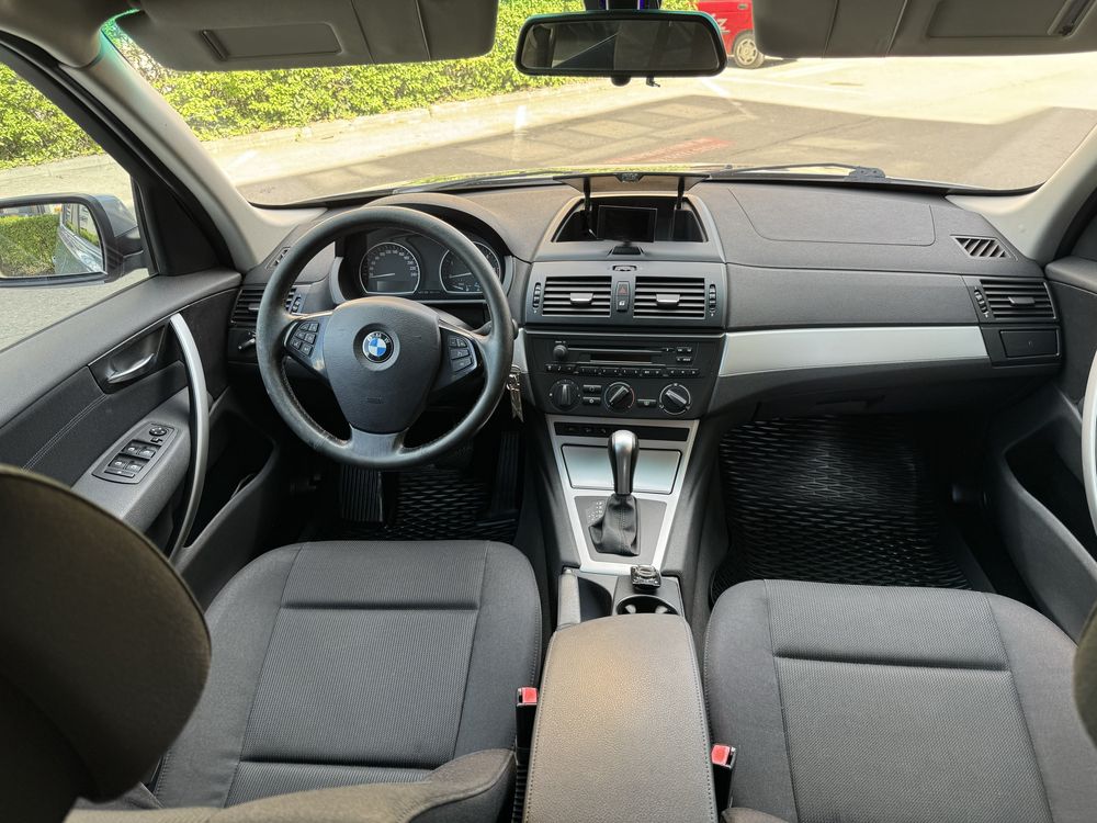 BMW X3 2.0 177 cp automat X drive