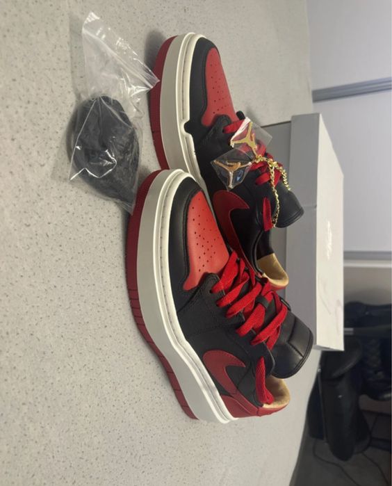 Air jordan 1 elevate low ,,bred”