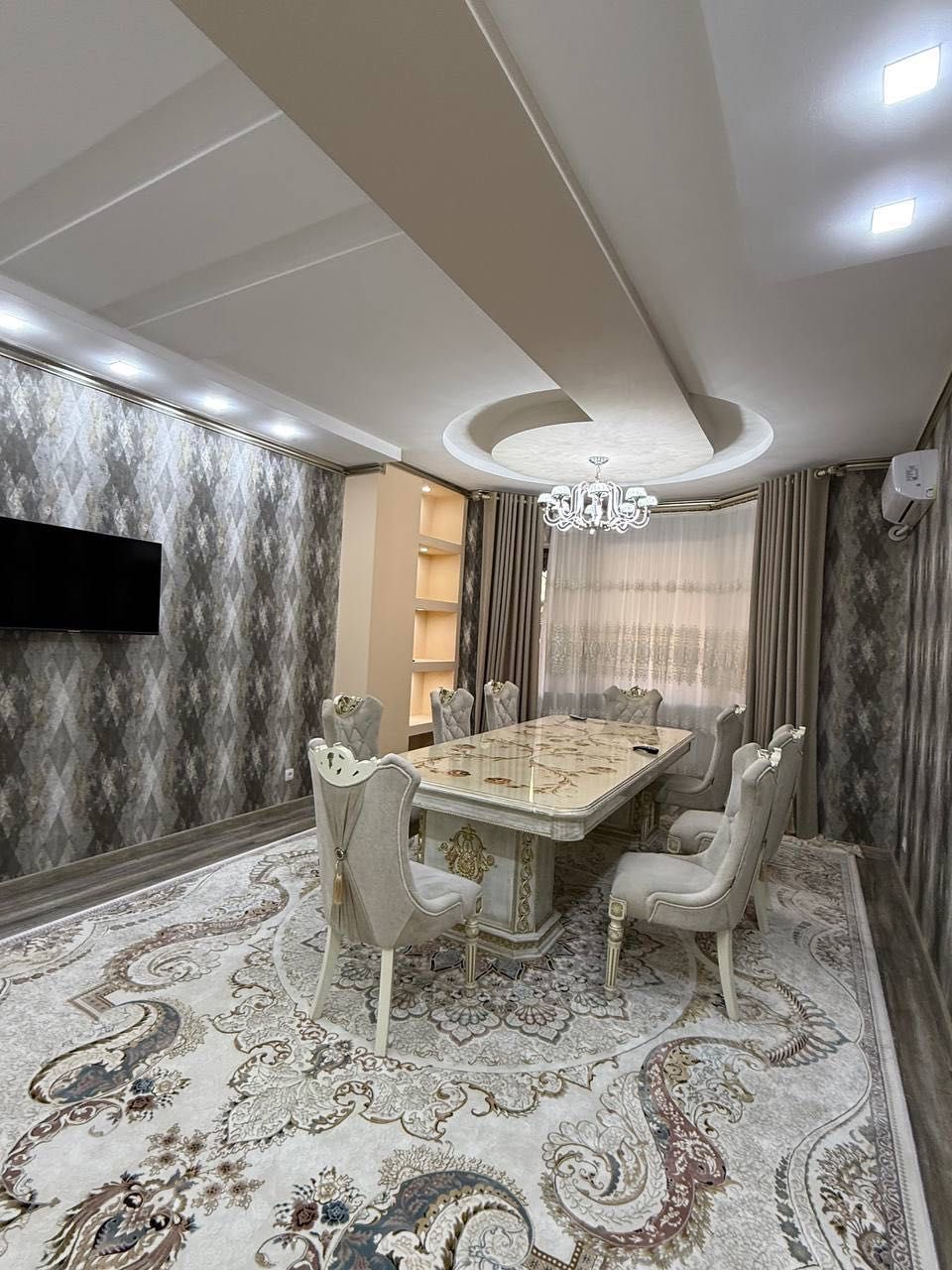 Dream House Продается 3 комнатная квартира ремонт 8-роддом Глинка