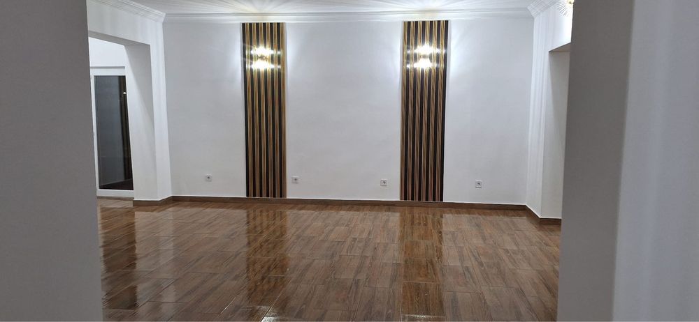 Ofer spatiu comercial spre inchiriere
