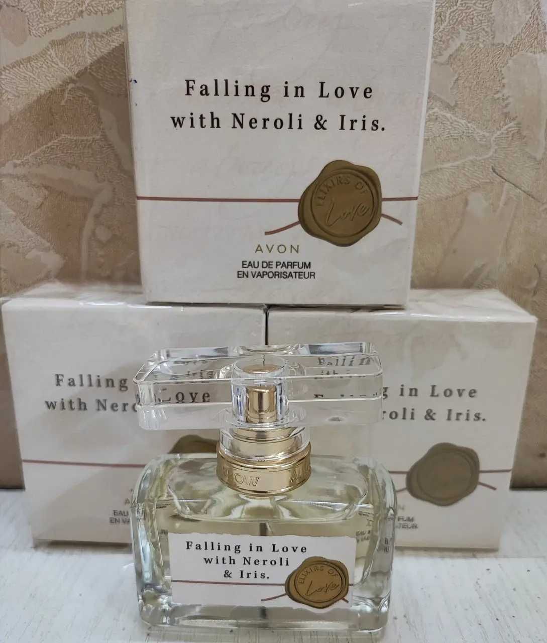 Falling in Love with Neroli & Iris EDP 30 ml de dama AVON (sigilat)