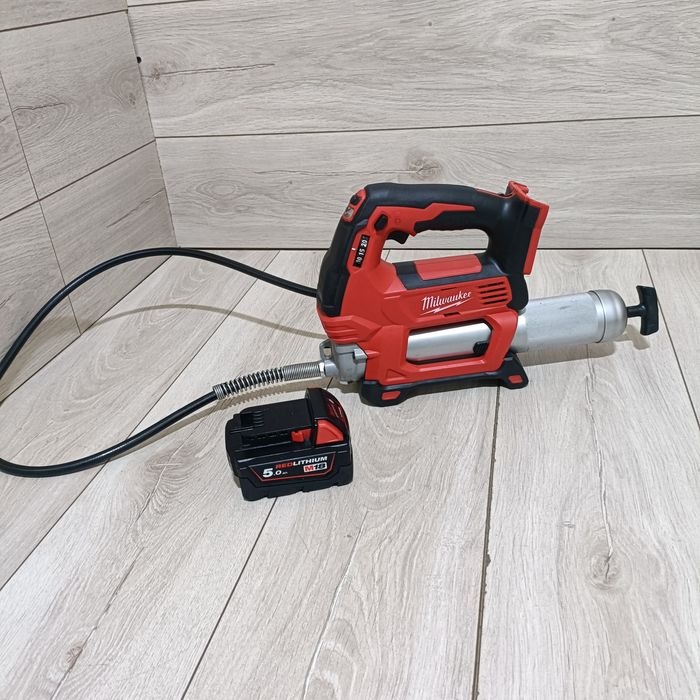 Gresor pentru utilaje Milwaukee M18 GG