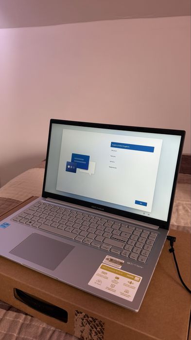 Laptop Asus Vivobook 15 X1504VA
