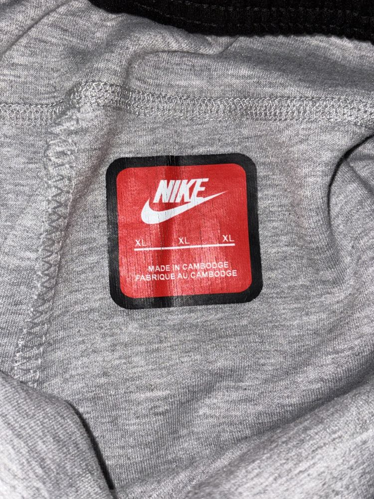 Nike tech fleace