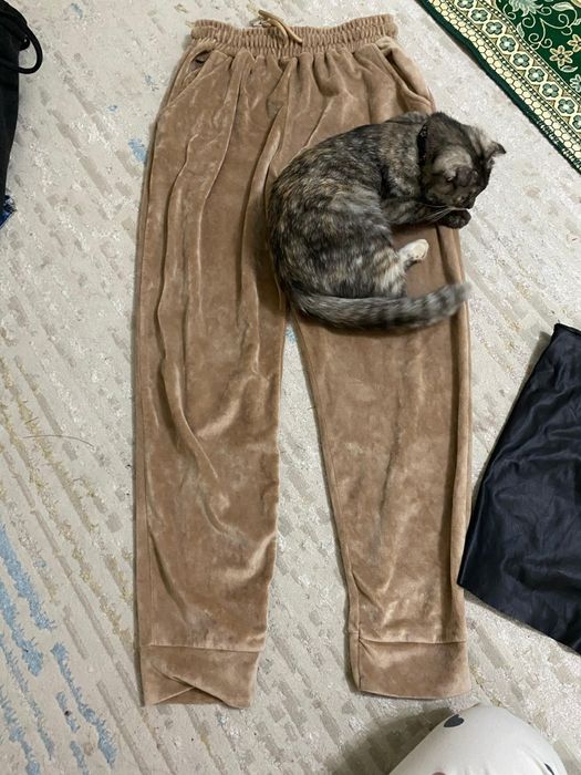 Продаётся женское одежда