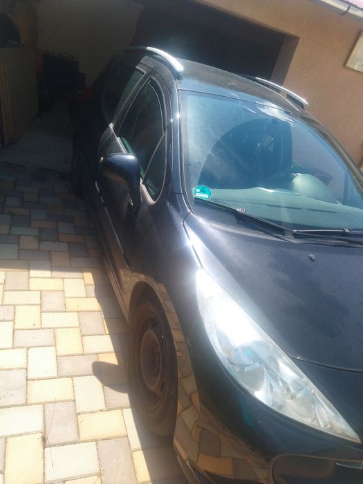 Peugeot 207 sw an 2008