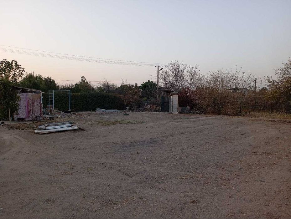Dacha Sotiladi 6 sotix 6000$