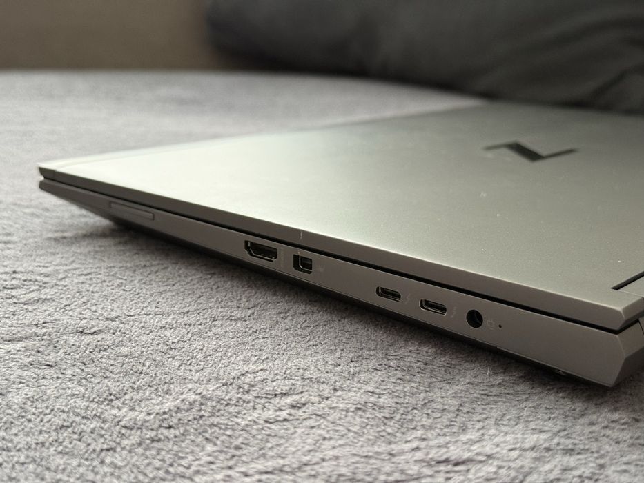 15.6'120Hz UHD-4K/Xeon W-11955M/Zbook Fury G8/RTX A2000/64GB/1TB