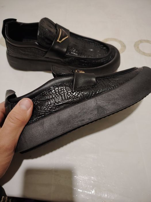 Yangi tufli razmer 42